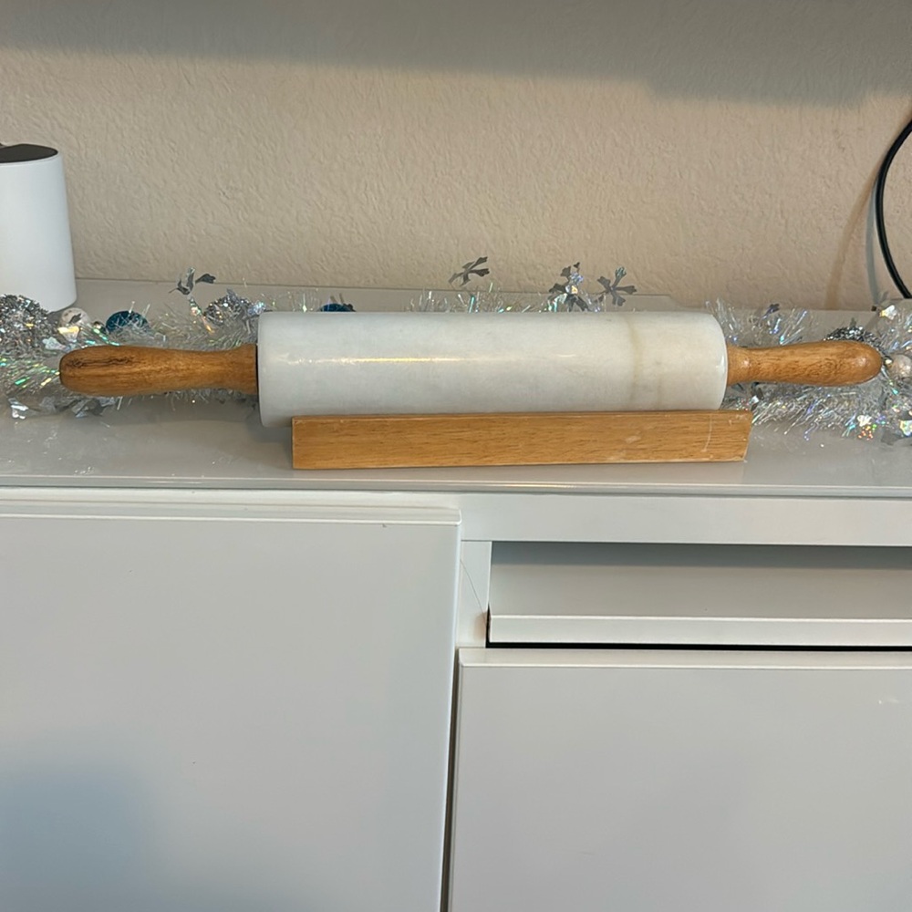 Marble Rolling Pin White with Wood Stand